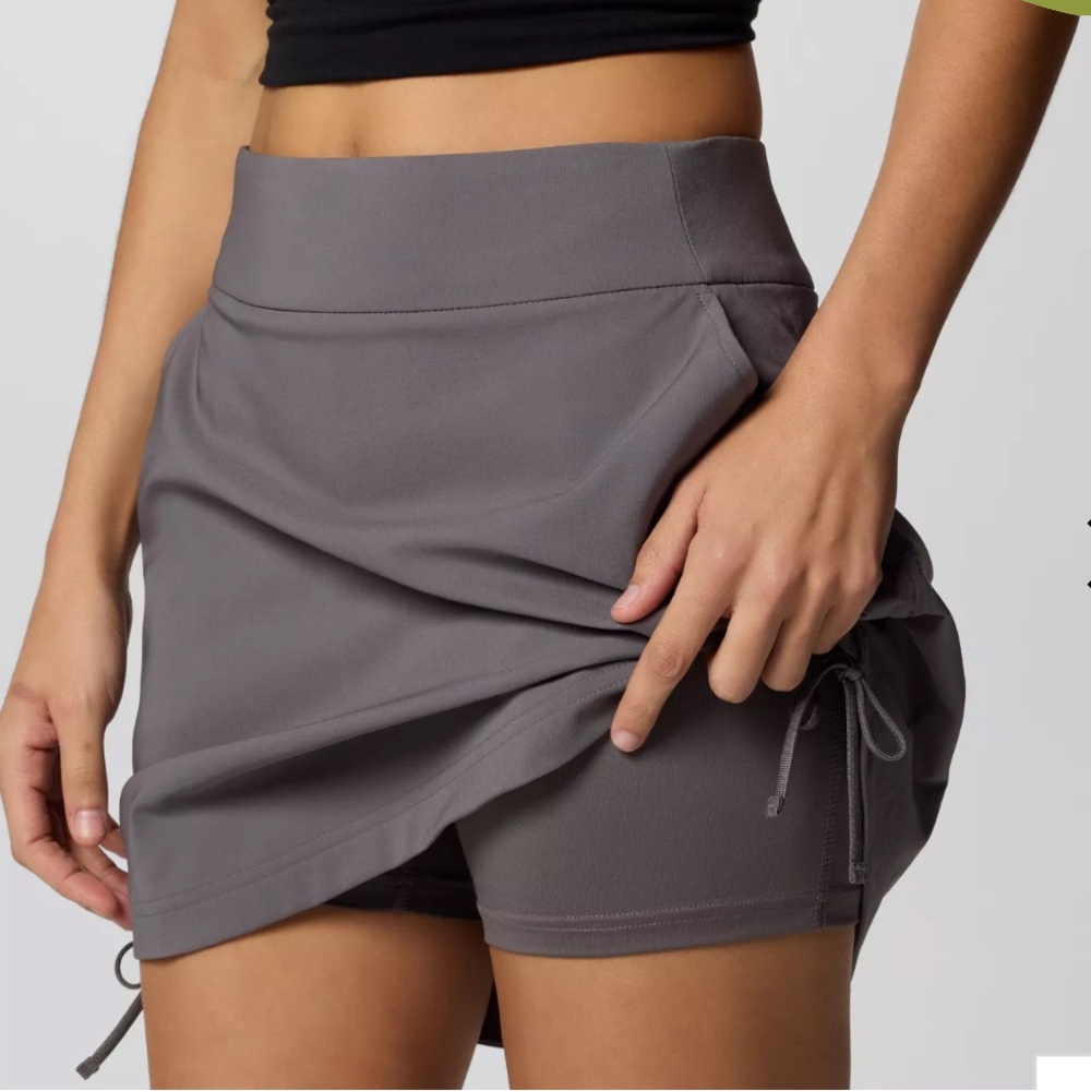 Columbia Women's Gray Skirt (XS)